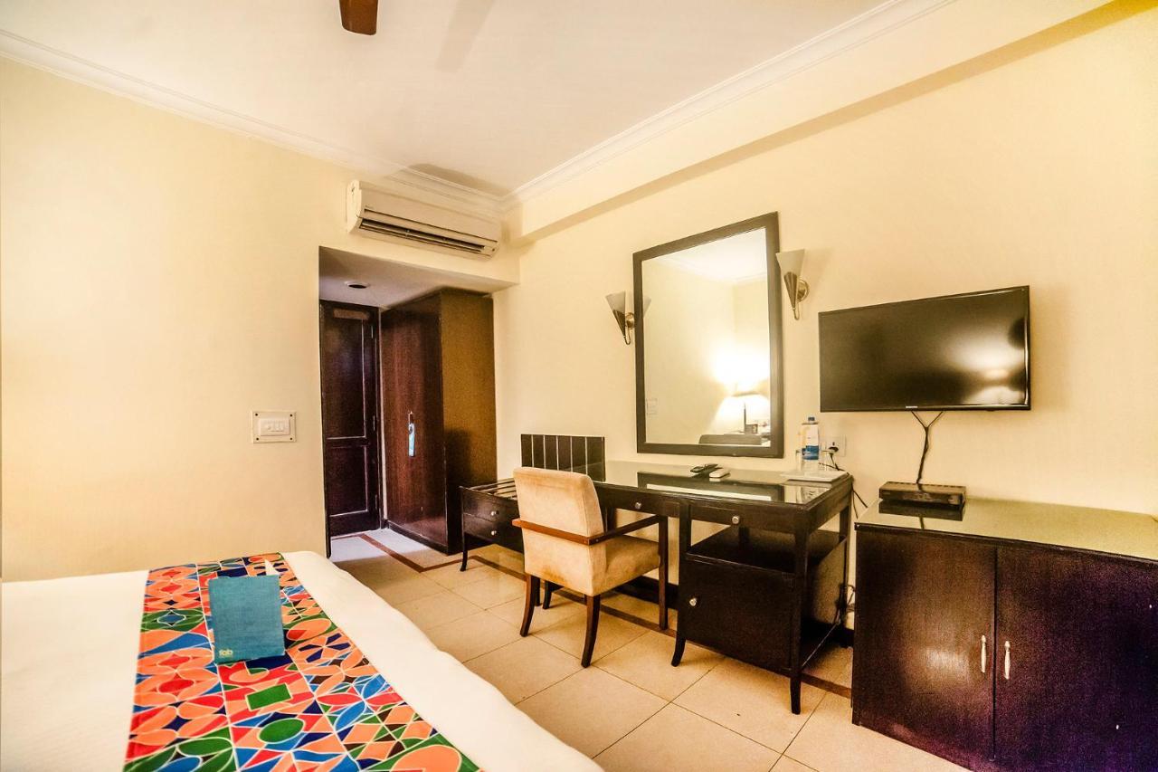 Fabhotel Bmk Grand New Delhi Exterior photo